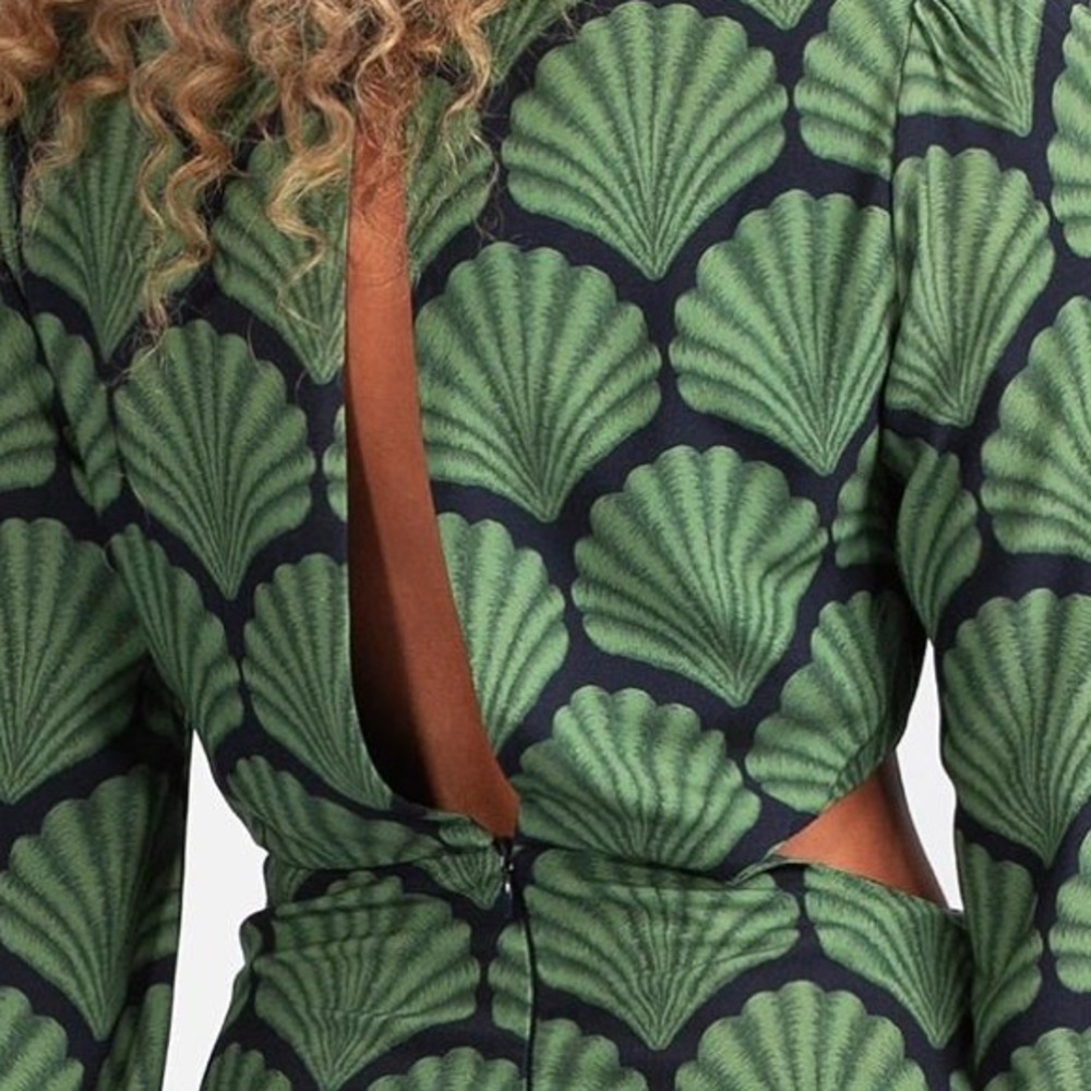 FARM Rio Shell Maxi Dress - Picture 7 of 10